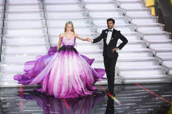 Quarta serata sanremo: vincitori e duetti Un momento della quarta serata di Sanremo
