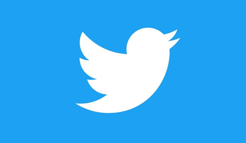 Twitter dichiara guerra alla disinformazione, arrivano le etichette per i contenuti manipolati Il logo di Twitter