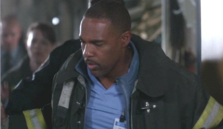Il dottor Ben Warren interpretato da Jason George Il dottor Ben Warren