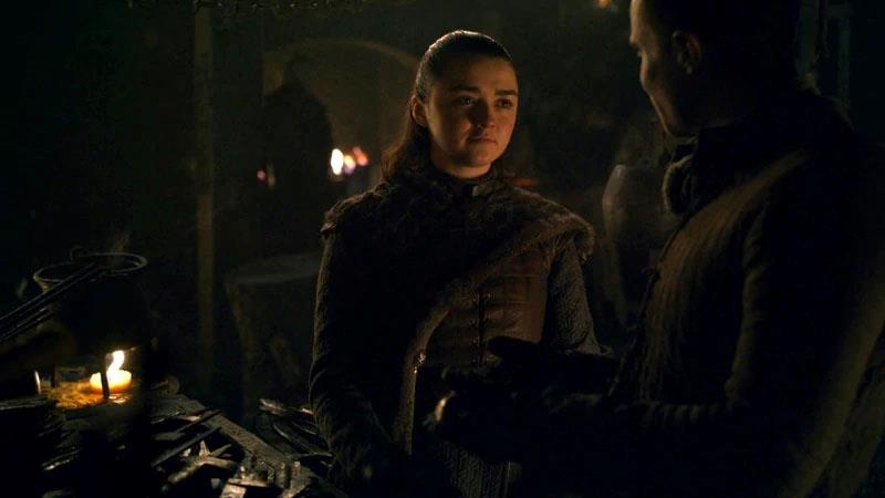 Maisie Williams: dopo Game of Thrones tutte le altre sceneggiature mi sembrano spazzatura Maisie Williams e Joe Dempsie in Game of Thrones 8x01