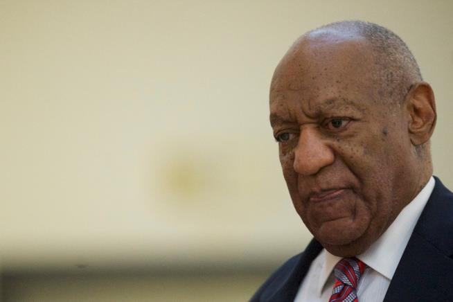Bill Cosby dovrà essere sottoposto ad un nuovo processo L'attore Bill Cosby in tribunale