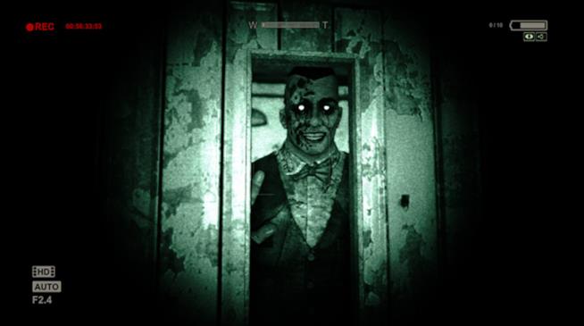 Outlast II, il nuovo trailer festeggia l'uscita su Switch Una delle creature che infestano il mondo di Outlast