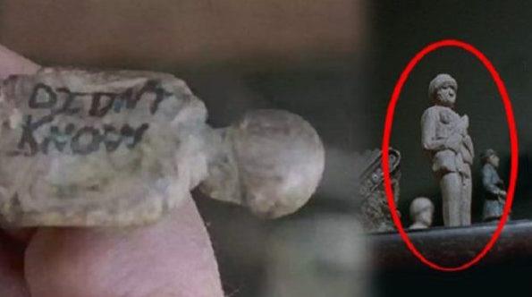 The Walking Dead: la statuetta trovata da Daryl nel season finale La statuetta trovata da Daryl nel season finale di The Walking Dead