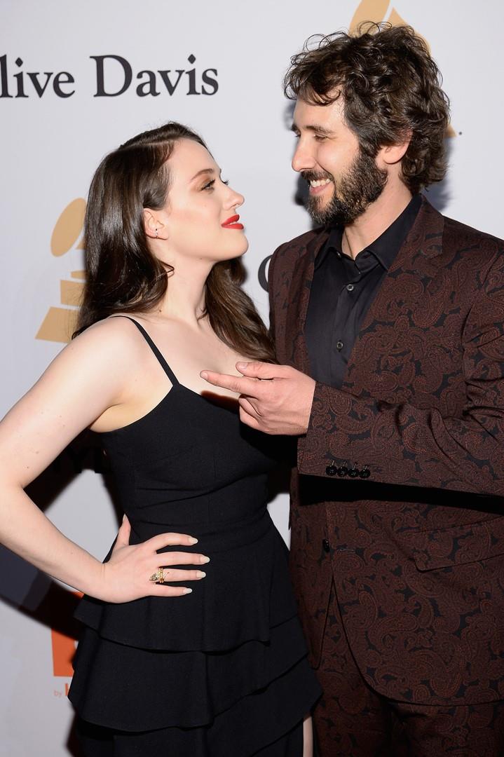 Kat Dennings e Josh Groban ai Grammy 2016 Kat Dennings e Josh Groban ancora felici