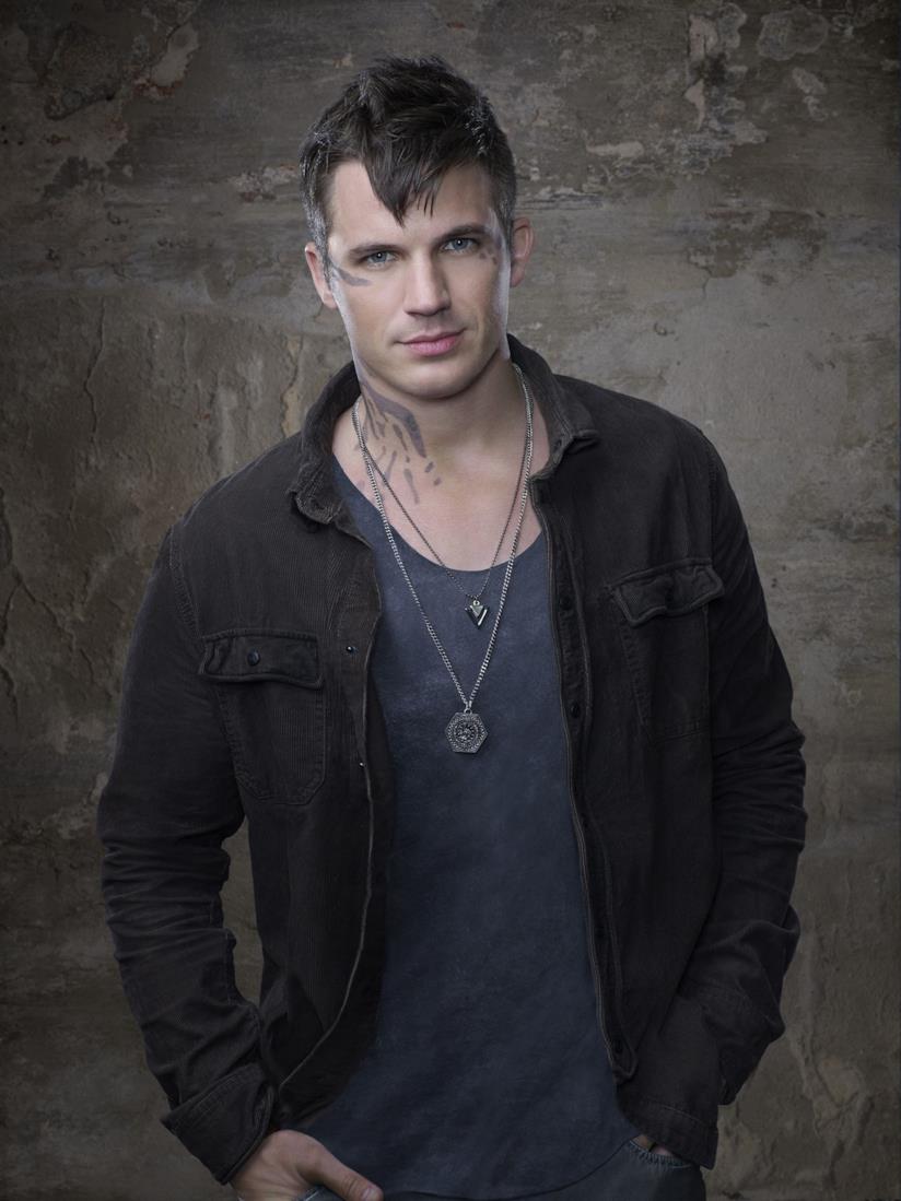 Da 90210 a Star Crossed, Matt Lanter si racconta