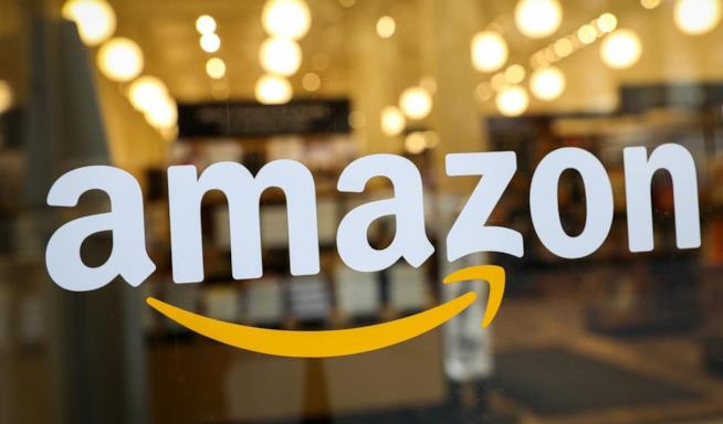 Amazon progetta satelliti per Internet Il logo di amazon