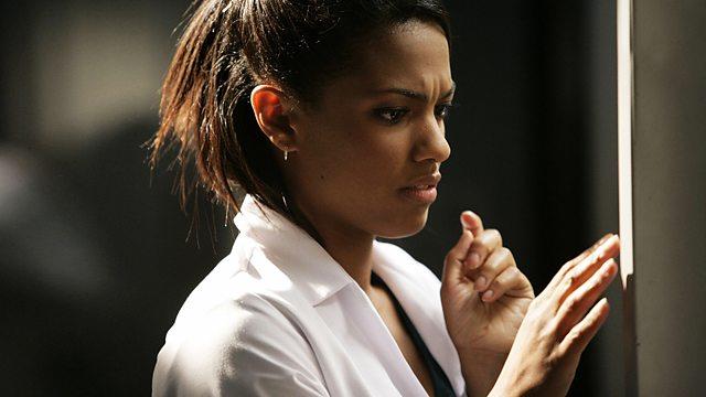 Martha Jones, la prima compagna non bianca del dottore Freema Agyeman, interpretava Martha Jones in Doctor Who
