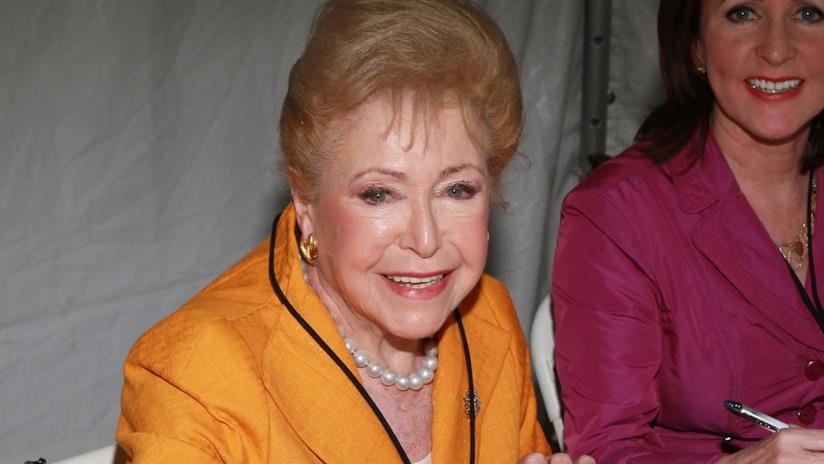 Mary Higgins Clark: la scrittrice è morta a 92 anni Mary Higgins Clark