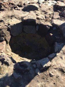Lo scavo effettuato dagli archeologi Il sito archeologico dove è stata ritrovata la distilleria