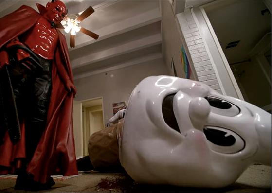 La morte di Coney in Scream Queens Coney viene ucciso da Red Devil