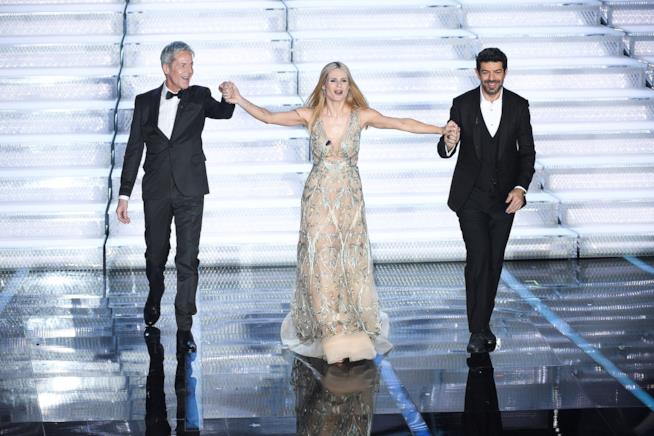 Sanremo 2018: scaletta terza serata La seconda serata di Sanremo 2018, conduttori sul palco