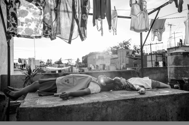 Roma, la recensione del nuovo film di Alfonso Cuarón da Venezia 75 una scena di Roma