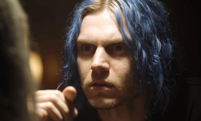 AHS7 Cult: ecco cosa accadrà nell'episodio di stasera Kai Anderson (Evan Peters) in una scena della serie