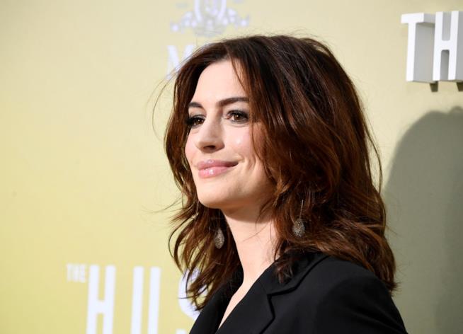 Sono iniziate le riprese di The Witches con Zemeckis alla regia, ma niente a che vedere con il film del 1990. Parola di Anne Hathaway Il sorriso inconfondibile e contagioso di Anne Hathaway