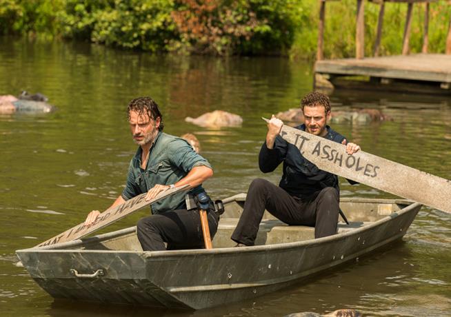 C'è davvero stato un cameo nell'ultimo episodio di The Walking Dead? Un errante molto simile a Kirkman nell'ultimo episodio di TWD