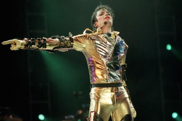 Michael Jackson in concerto Michael Jackson durante un'esibizione dal vivo