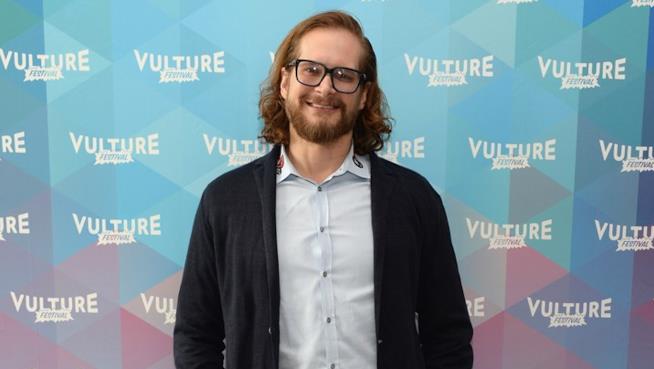 Bryan Fuller lascia Cronache dei Vampiri, ma c'è un copione per il pilot Bryan Fuller sul red carpet