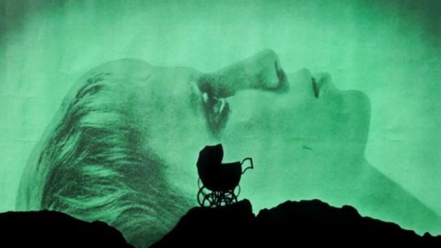 Mamme toste e madri terribili: 15 maternità memorabili al cinema Rosemary e il passeggino