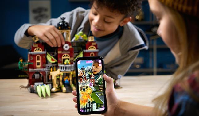 LEGO Hidden Side: i nuovi set con mattoncini e gioco digitale LEGO Hidden Side