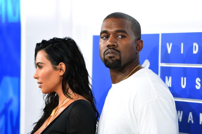 Kanye West è stato ricoverato per crollo nervoso Primo piano di Kanye West