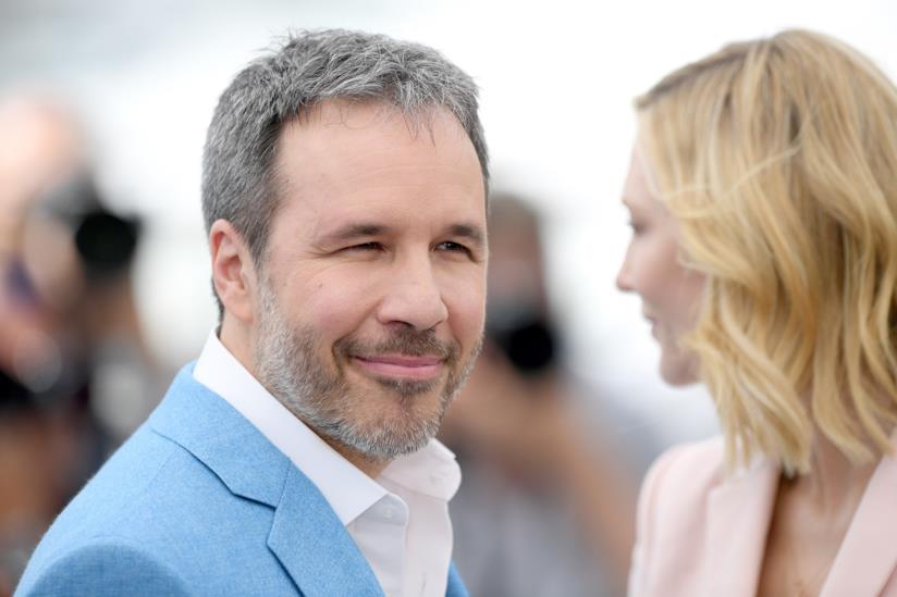 È online una prima immagine promozionale di Dune di Denis Villeneuve Un primo piano del regista Denis Villeneuve sul red carpet di Cannes 2018
