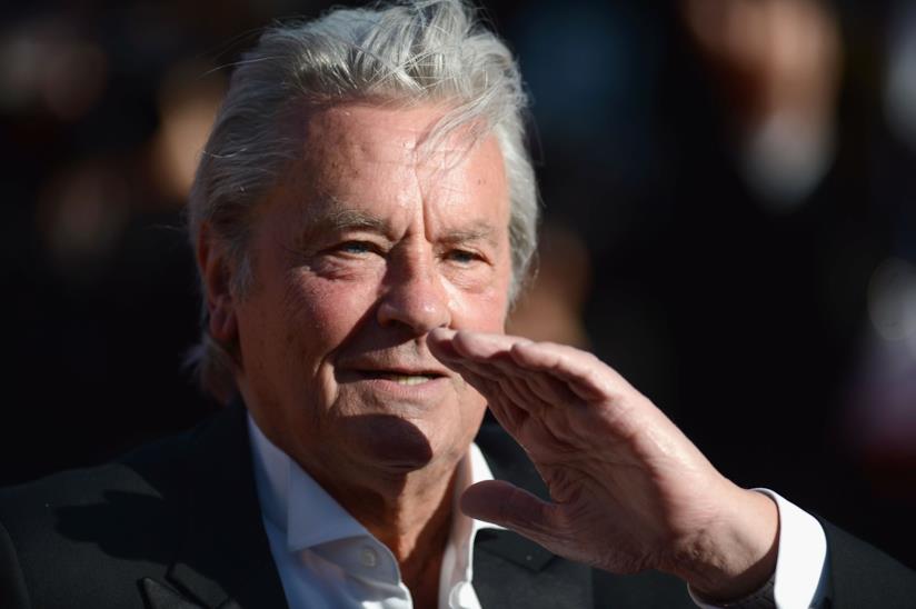L'attore francese Alain Delon riceverà la Palma d'Oro alla carriera al prossimo Festival di Cannes L'attore Alain Delon