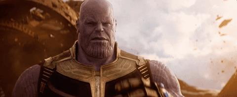 Thanos con indosso il Guanto dell'Infinito Thanos aggiunge due Gemme dell'Infinito al suo Guanto