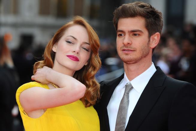 Emma Stone e Andrew Garfield sono ancora legati da un profondo affetto Primo piano di Andrew Garfield e Emma Stone