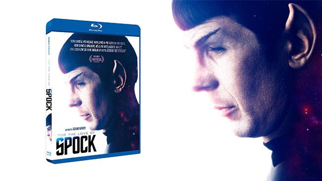 For the Love of Spock: la recensione del documentario su Leonard Nimoy Leonard Nimoy in costume da Spock sulla cover di For the Love of Spock