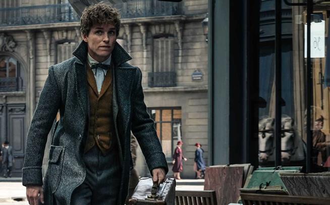 Nuove rivelazioni su Animali Fantastici 2 Eddie Redmayne in Animali Fantastici 2