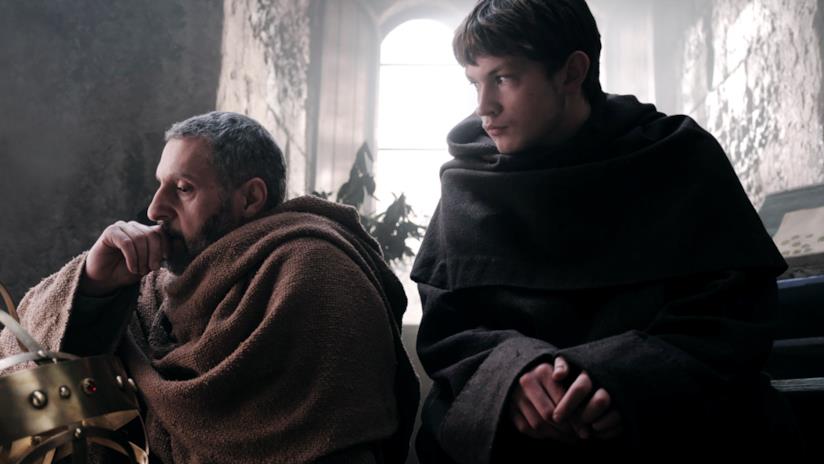 Il nome della rosa, teaser e info sulla serie TV Una scena de Il nome della rosa serie TV