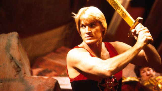 Flash Gordon, il film con la colonna sonora firmata dai Queen Sam J. Jones nei panni di Flash Gordon