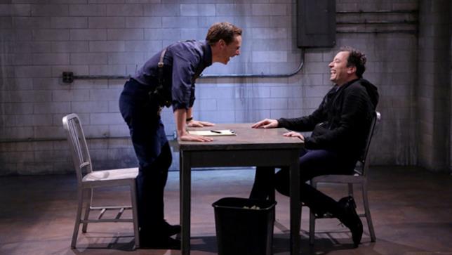Benedict Cumberbatch al The Tonight Show Benedict Cumberbatch al The Tonight Show con Jimmy Fallon
