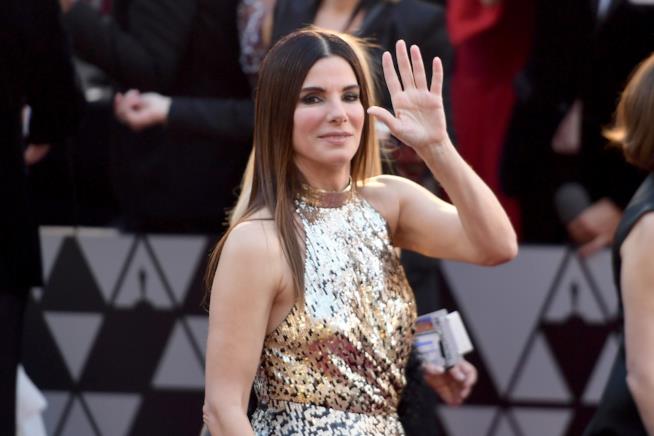 Sandra Bullock: il suo stalker si è tolto la vita dopo un lungo intervento della polizia Sandra Bullock