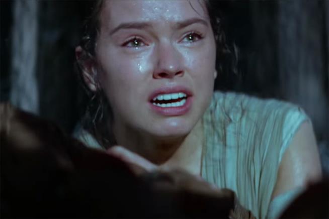 Il prossimo film di Star Wars è stato rinviato di 7 mesi Rey in Star Wars 7