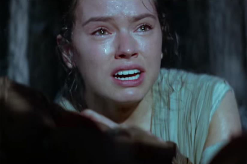 Il prossimo film di Star Wars è stato rinviato di 7 mesi Rey in Star Wars 7