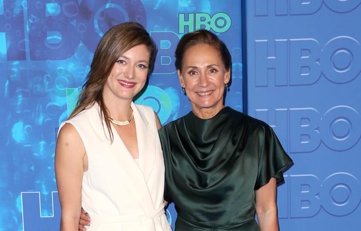 Laurie Metcalf e la figlia Zoe Perry Laurie Metcalf e la figlia Zoe Perry insieme ad un evento