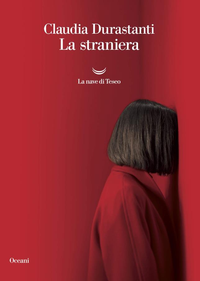 La straniera La copertina di La straniera