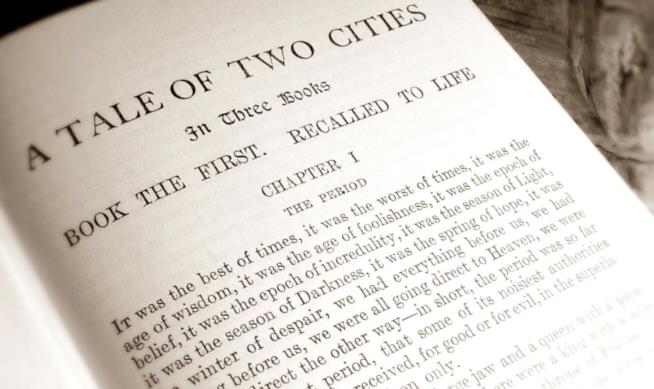 Racconto di due Città di Charles Dickens sarà una serie TV Una pagina del romanzo A Tale of Two Cities