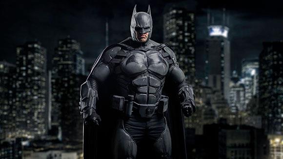 Il costume da Batman di Julian Checkley si è guadagnato il Guinness World Record Batman Arkham Origins
