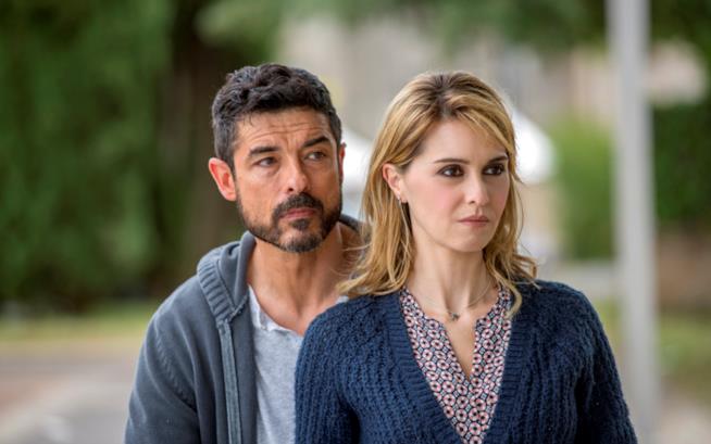 Il finale e la spiegazione di Gli ultimi saranno ultimi, il film con Paola Cortellesi Paola Cortellesi e Alessandro Gassmann