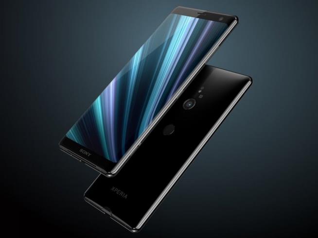 Sony ufficializza il nuovo Xperia XZ3 Il nuovo Sony Xperia XZ3 in tutte le colorazioni disponibili