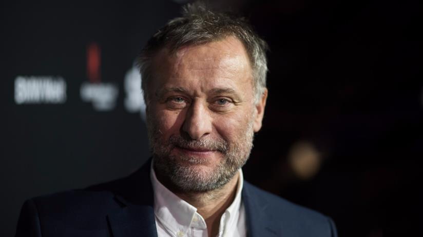 Michael Nyqvist, interprete della saga di Millennium, è morto a 56 anni Michael Nyqvist sul red carpet durante un evento ufficiale