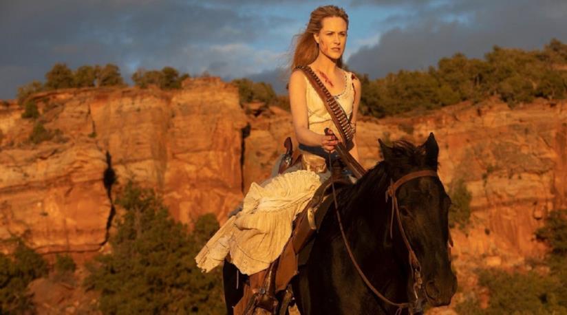 Westworld 3 potrebbe proporre un parco sulla Seconda Guerra Mondiale? Dolores, personaggio principale di Westworld