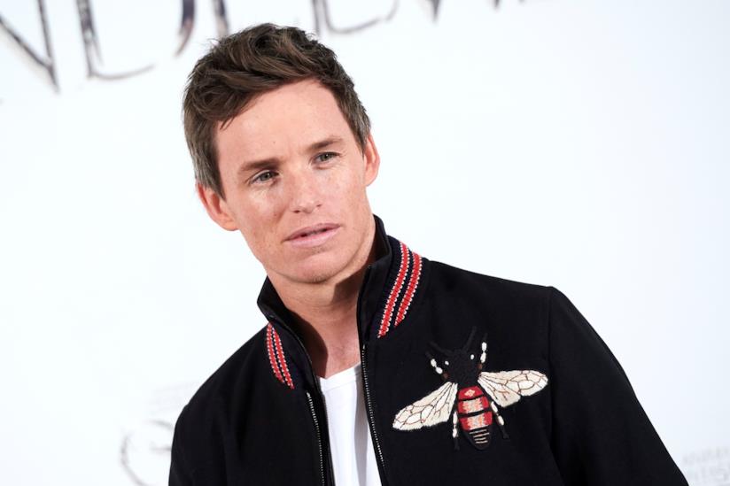 Eddie Redmayne amerebbe interpretare l'Enigmista nei film DC Un mezzobusto di Eddie Redmayne