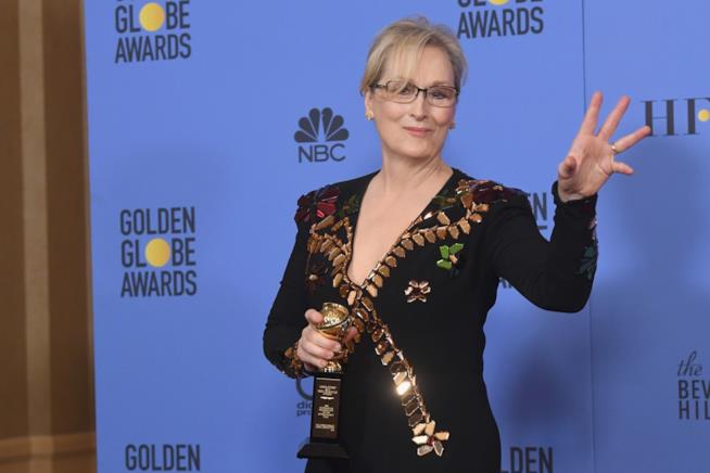 Meryl Streep si è schierata contro Donald Trump ai Golden Globes 2017 Primo piano di Meryl Streep ai Golden Globes 2017