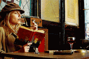 I libri (e i fumetti) di dicembre 2019 da regalarsi durante le feste Melanie Laurent legge