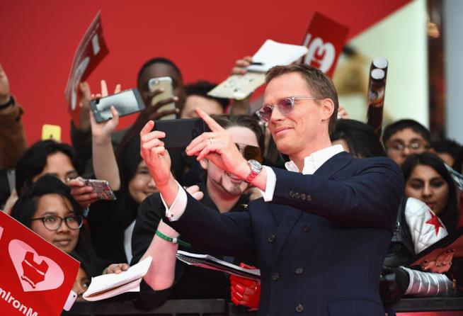 Paul Bettany, il Visione di Captain America: Civil War Paul Bettany, il Visione di Captain America: Civil War