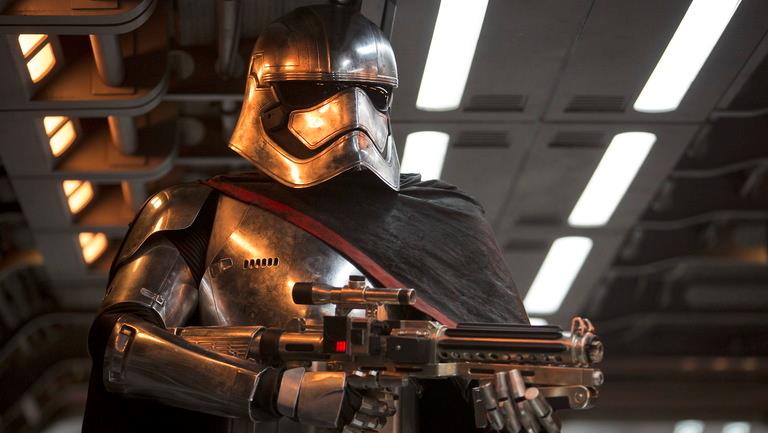 Captain Phasma in Star Wars VII Captain Phasma: uno dei nuovi villain dell'universo Star Wars