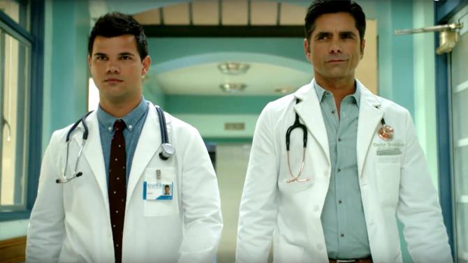 I medici di Scream Queens 2 I dottori Cassidy Cascade e Brock Holt di Scream Queens